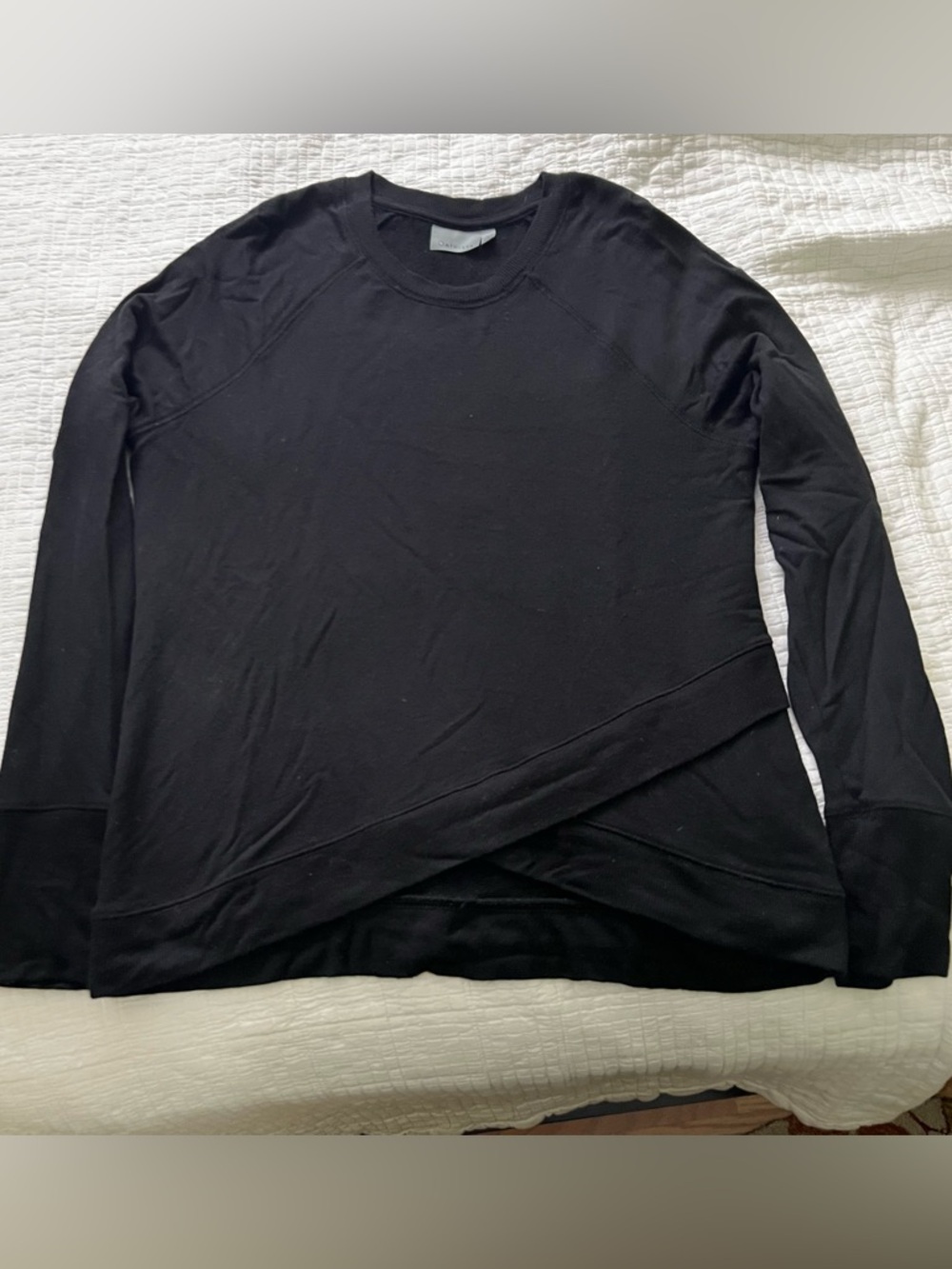 Athleta Soft Black Pullover Sweatshirt with Criss Crossed Front Hem
• Size Small